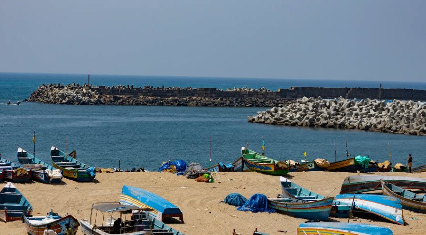 Vizhinjam Beach, Thiruvananthapuram, Kerala - Vushii.com